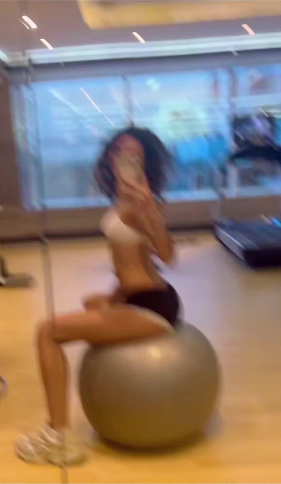 Video #1580052 thumbnail