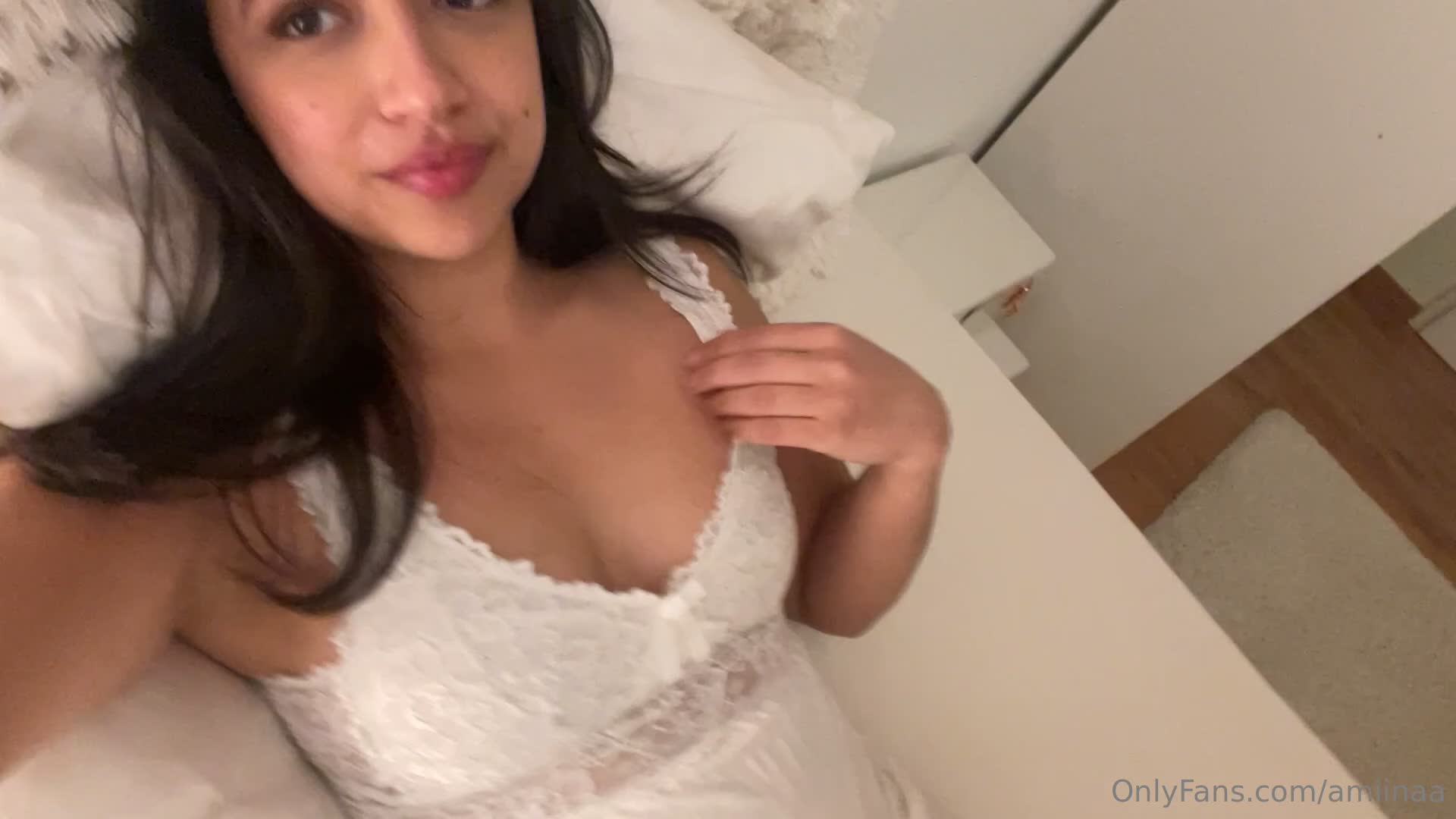 Video 1580419 from Amiinaa