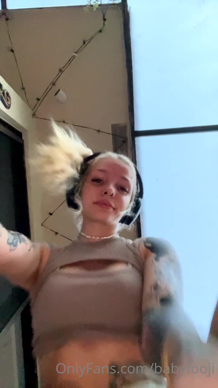 Video 1581007 from Babyfooji