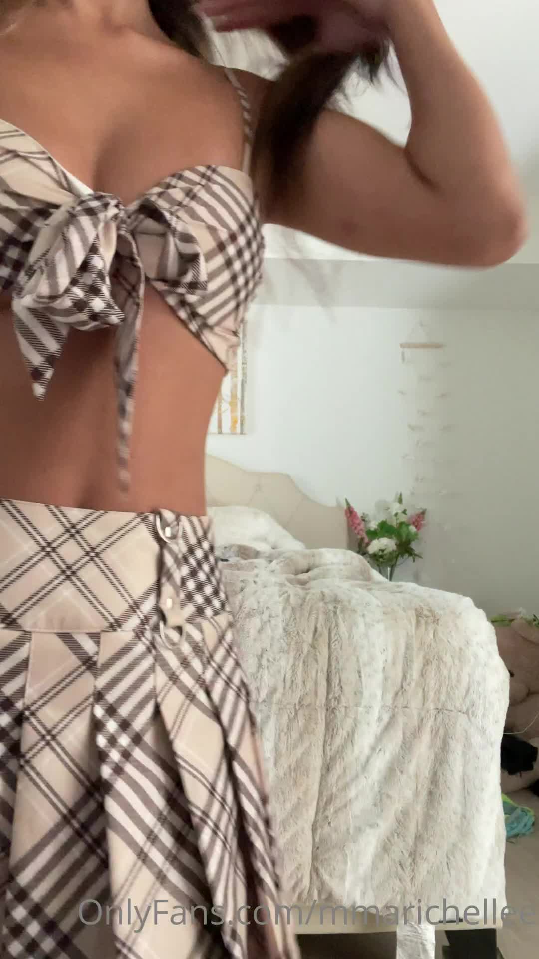 Video 1581178 from mmadison.ellee