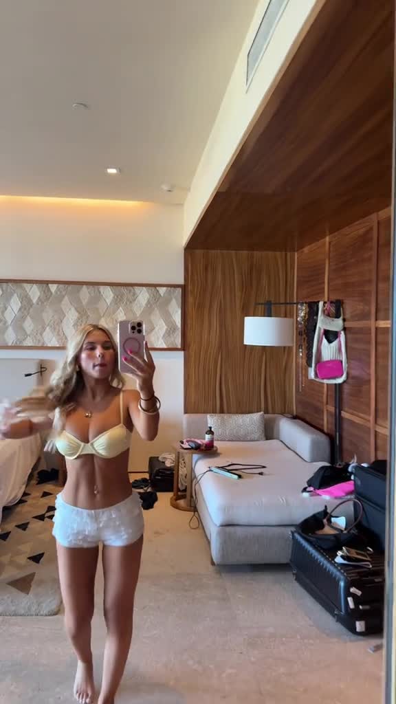 Video 1581661 from Ariana White