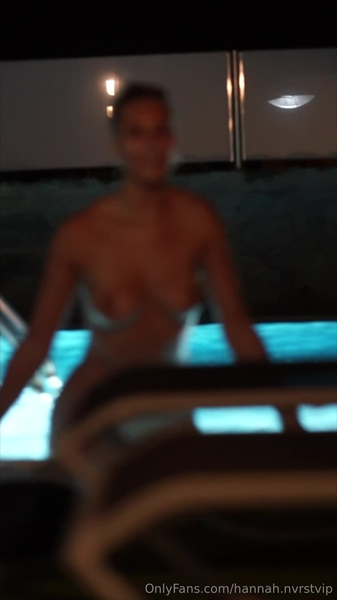 Video 1582732 from Hannah nvrst