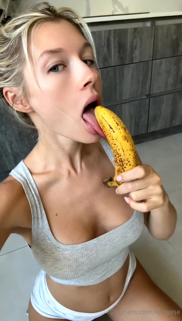 Video 1583973 from Kyla Yesenosky