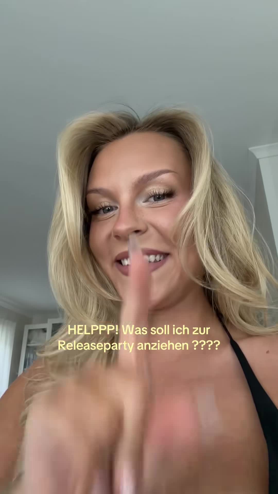 Video 1584809 from Dagi Bee