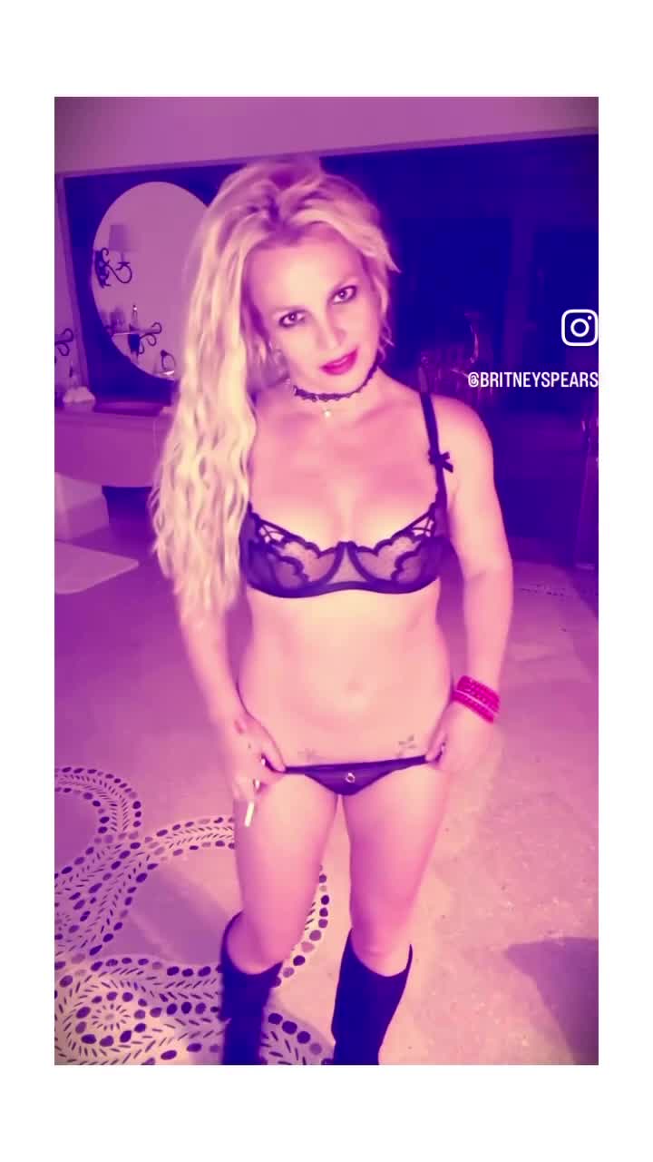 Video 1584991 from Britney Spears