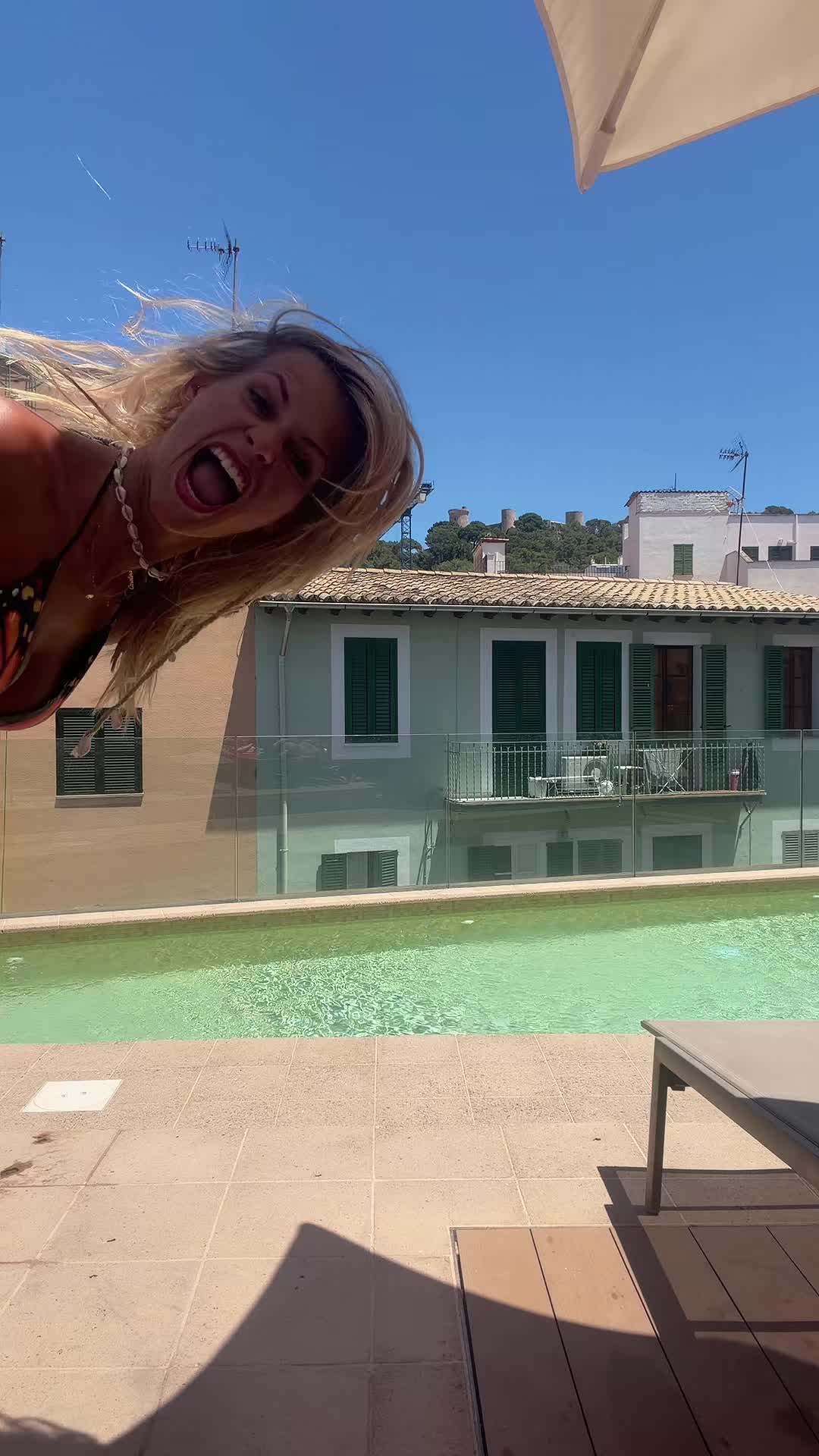 Video 1585528 from Carolina Peukmann