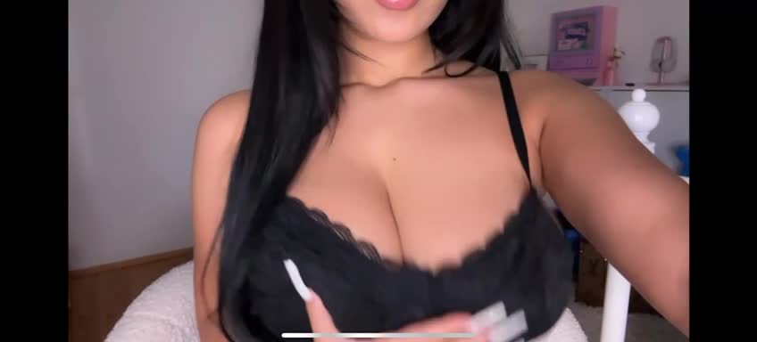 Video #1590044 thumbnail