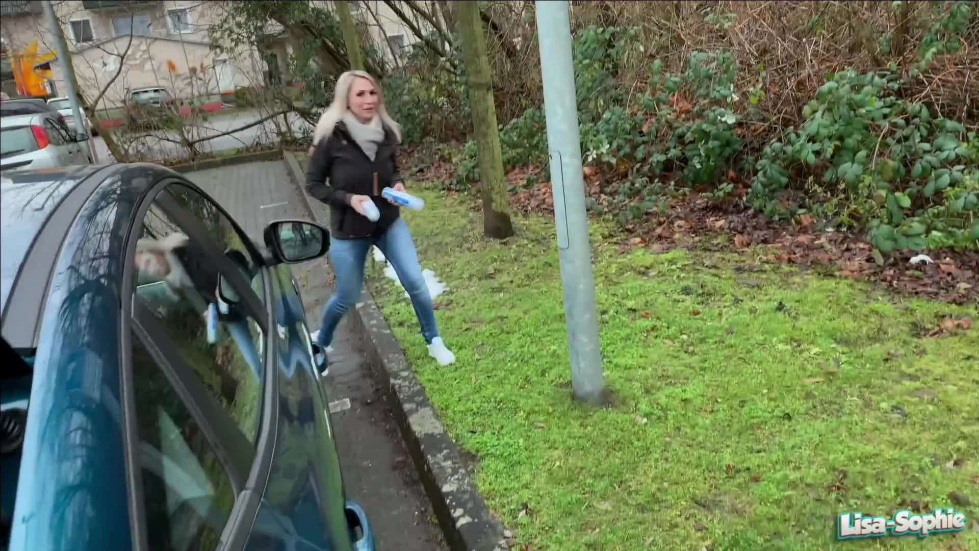 Video 1591898 from Lisa-Sophie