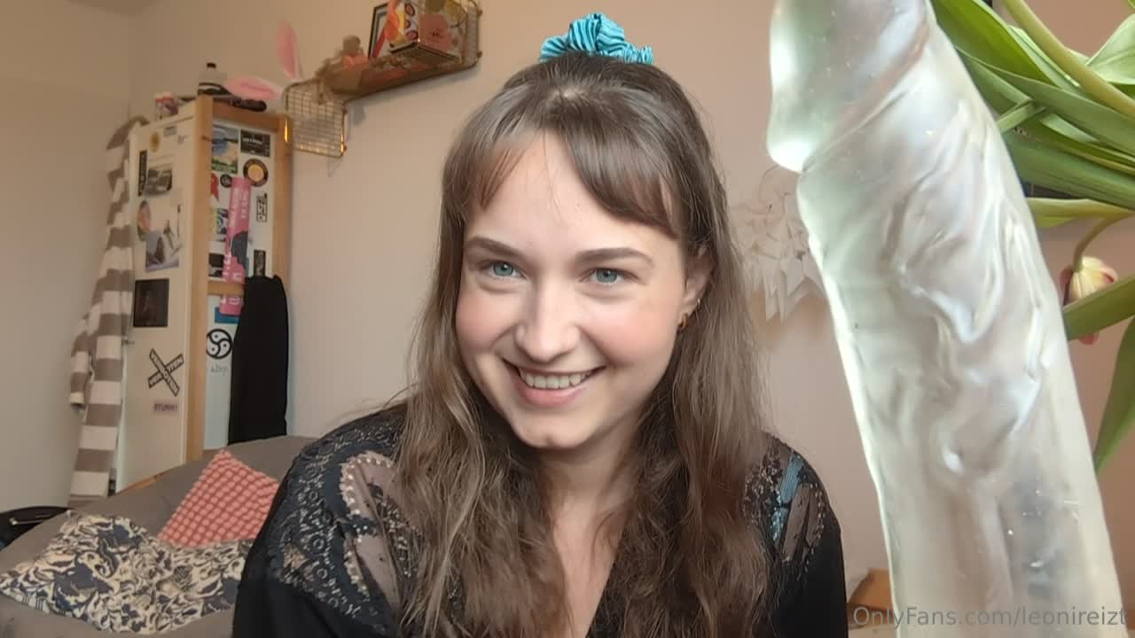 leonireizend — Topless In Bedroom thumbnail