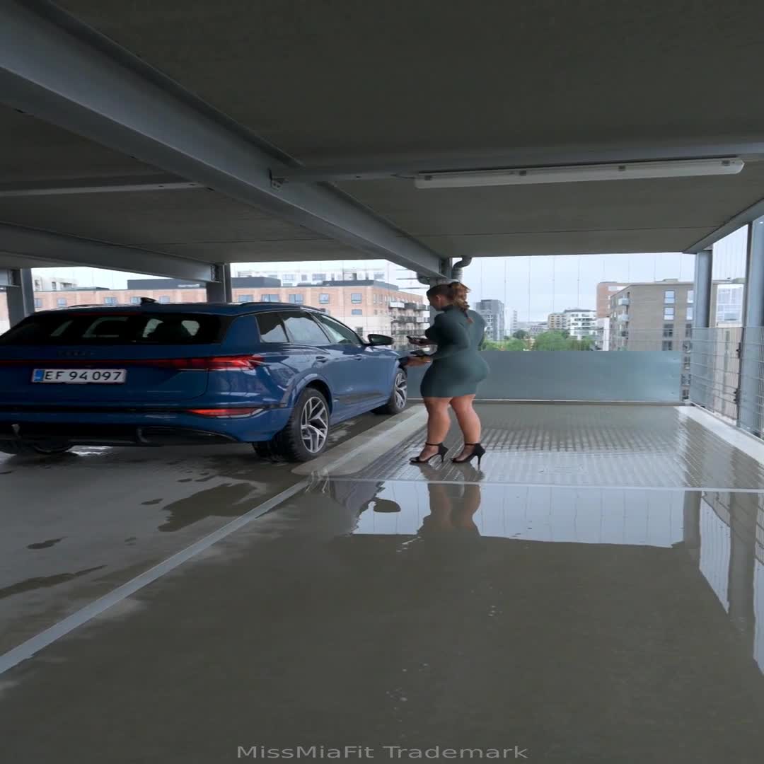 Video 1594148 from Mia Sand