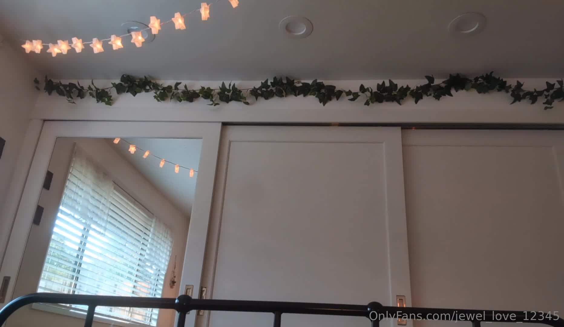Video #1594312 thumbnail