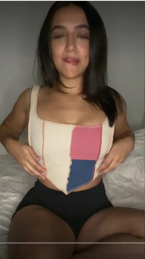 Video 1596894 from Amiinaa