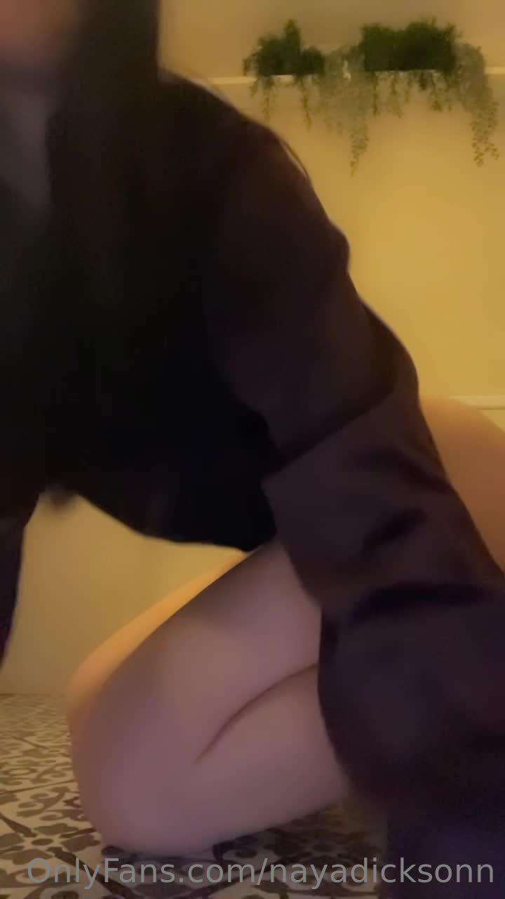 Video #1597465 thumbnail