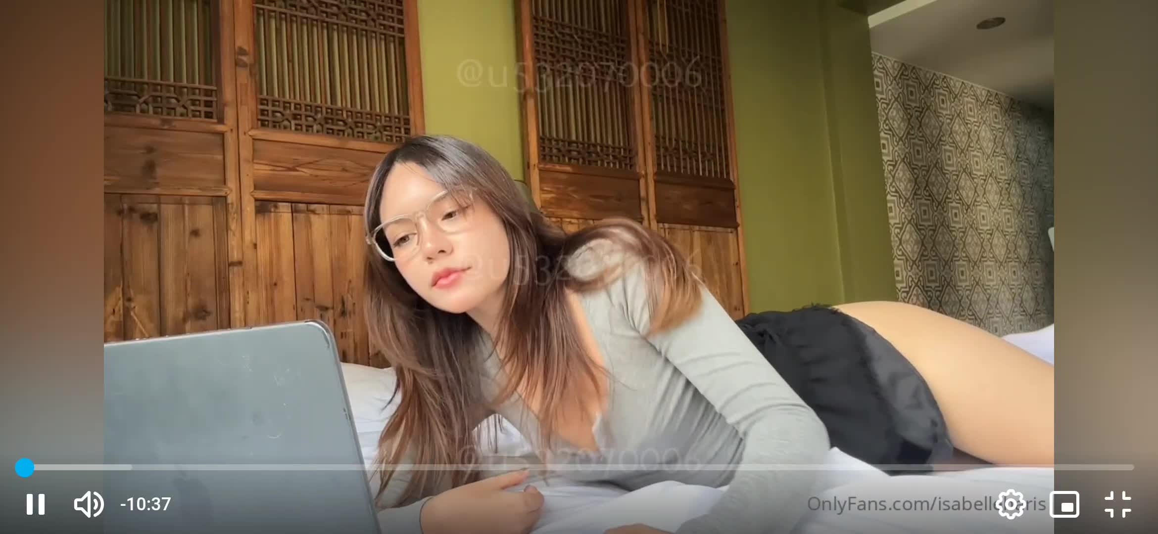 Video 1600947 from Isabelle Haris