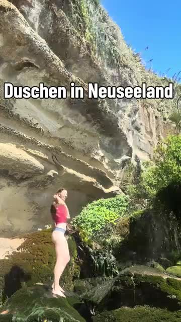 Affe auf Bike — Nude Outdoors thumbnail