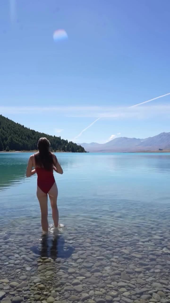 Affe auf Bike — Nude On The Beach thumbnail
