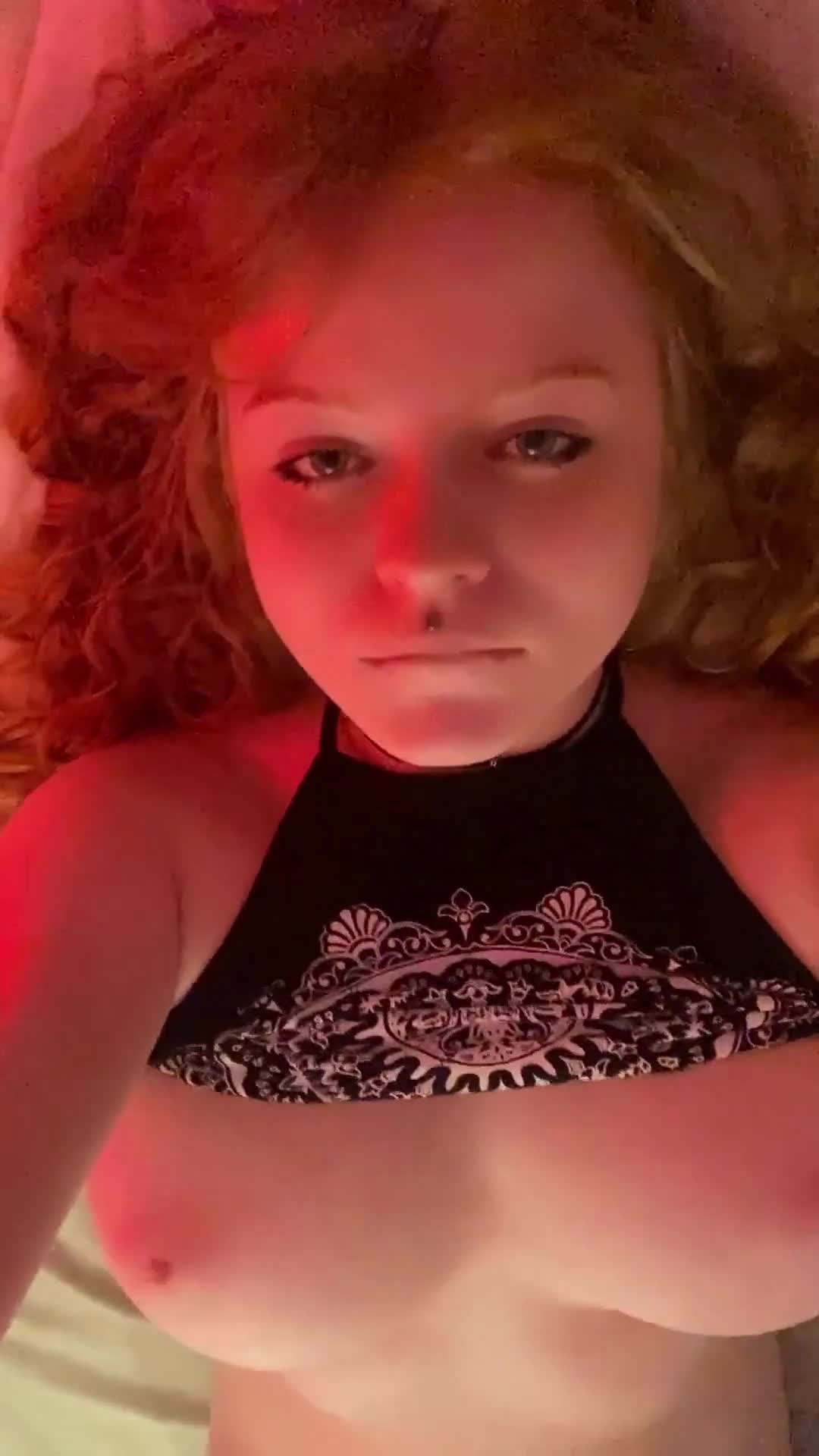 Video 1611390 from didichop / CosmicLullabyy / chopdidi