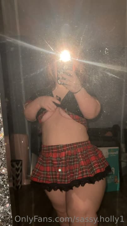 Video 1612485 from Sassy Holly - sassyholly