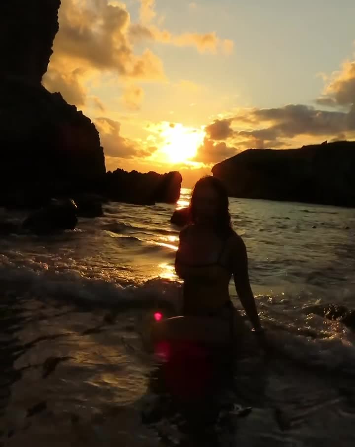 Sudefit — Nude On The Beach thumbnail