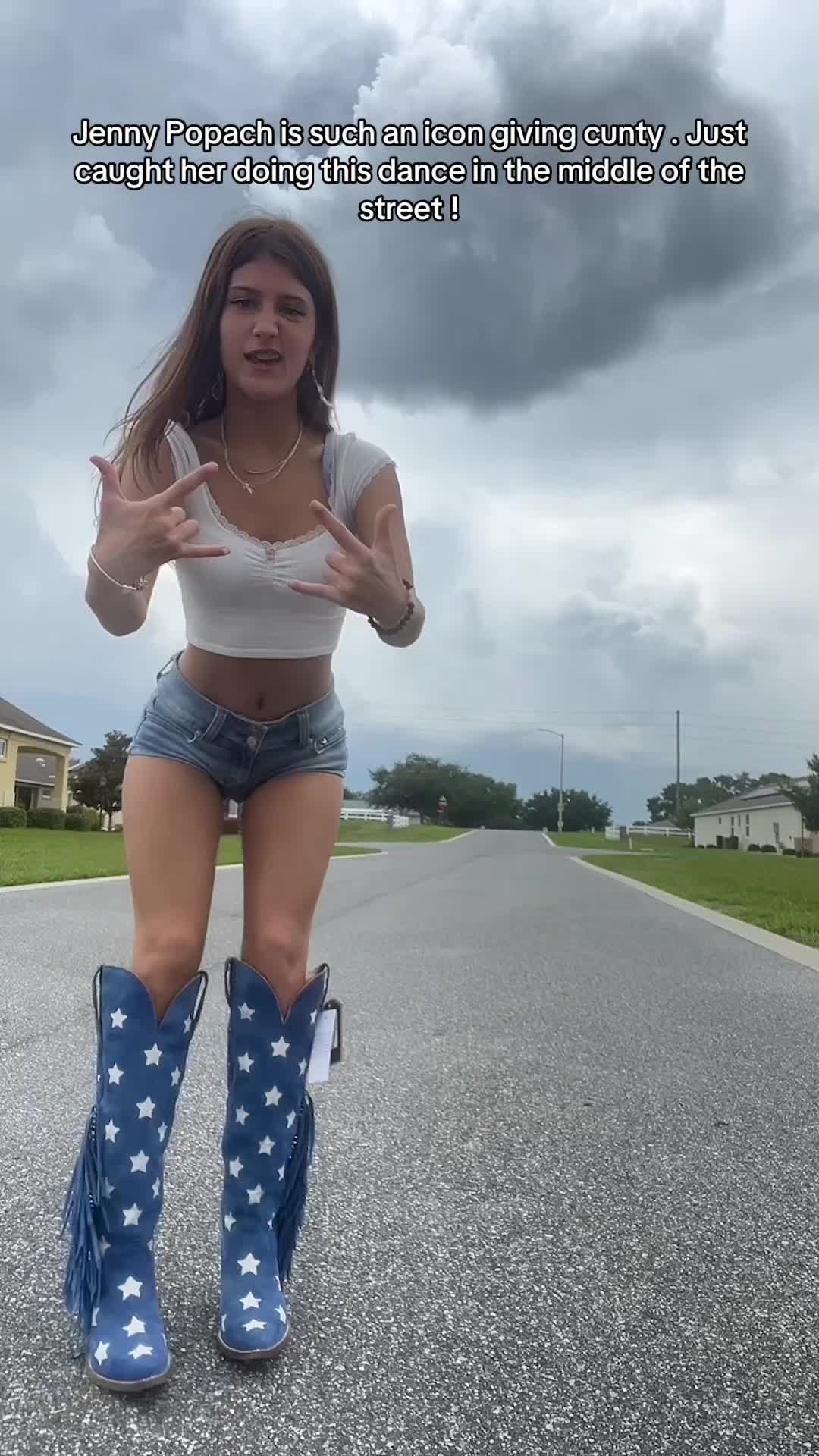 Jenny Popach — Shorts In Road thumbnail