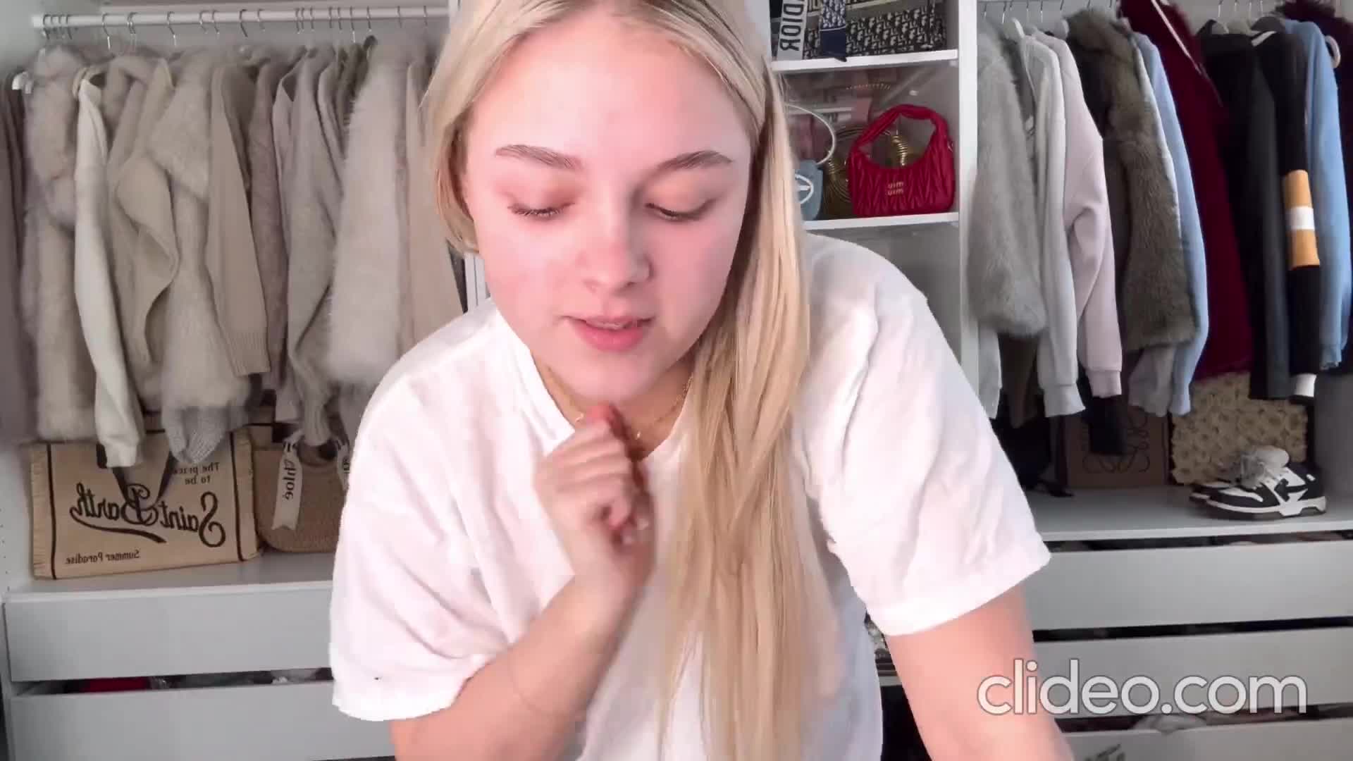 Video 1621194 from Marsdenit