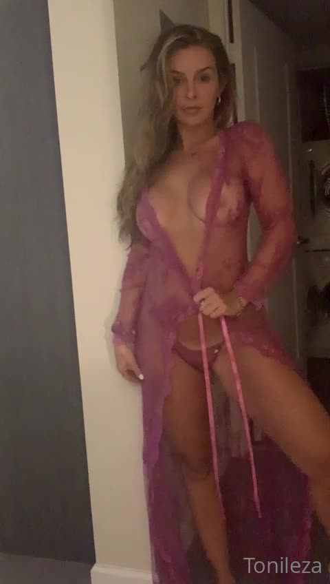 Video 1621624 from Toni Leza