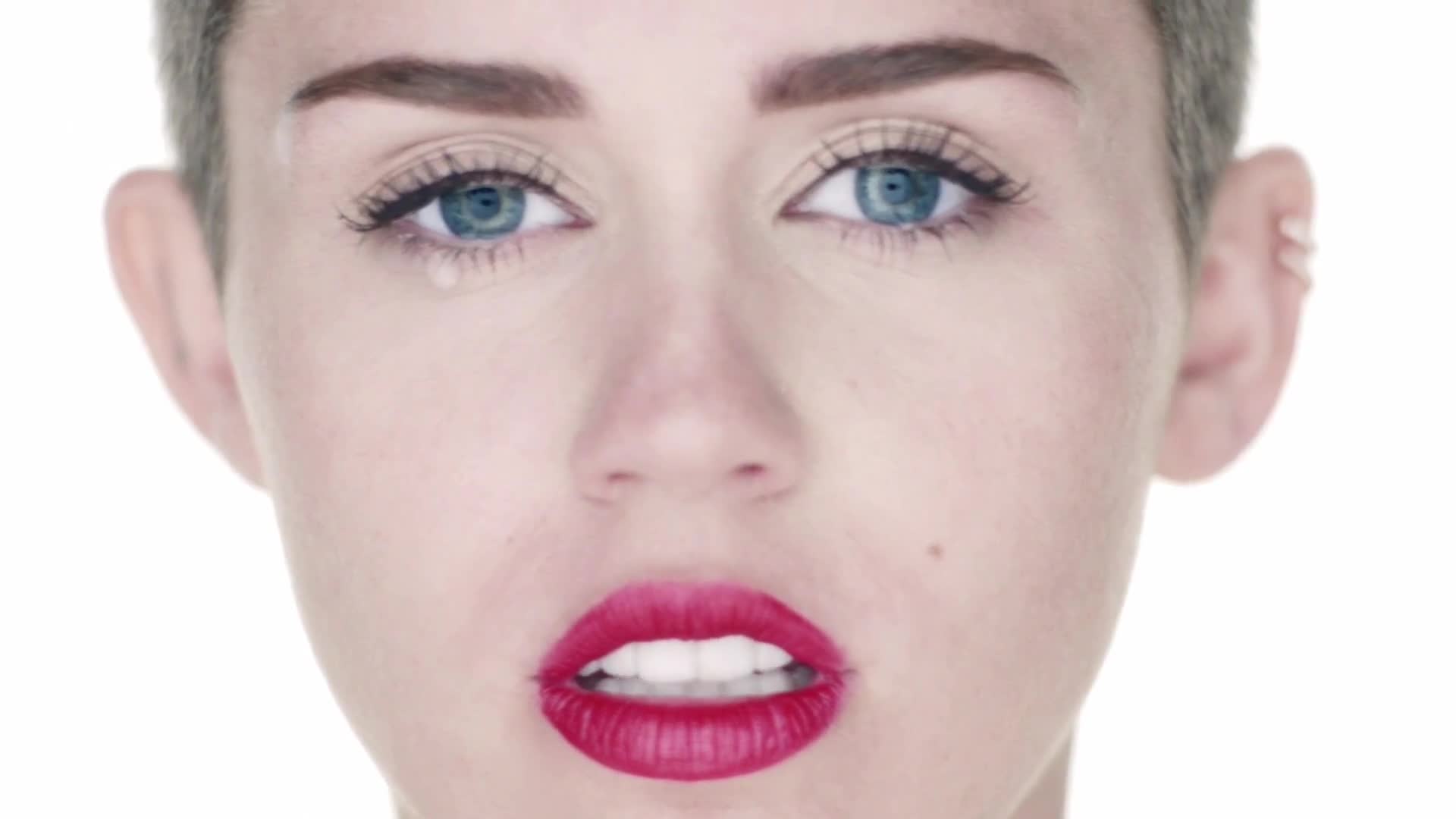 Video 2681 from Miley Cyrus