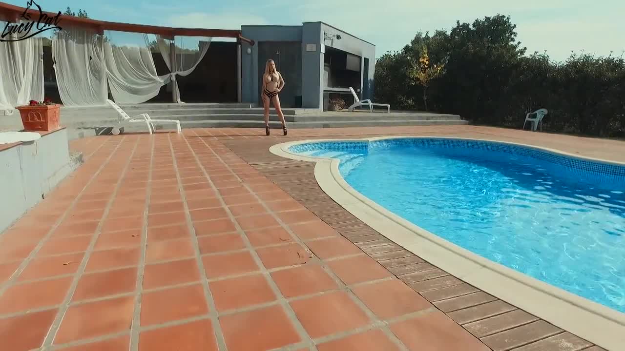 Video 6081 from Just Lucy