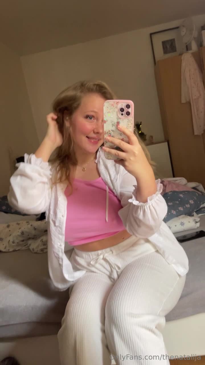 Video 1637758 from Thenatalya