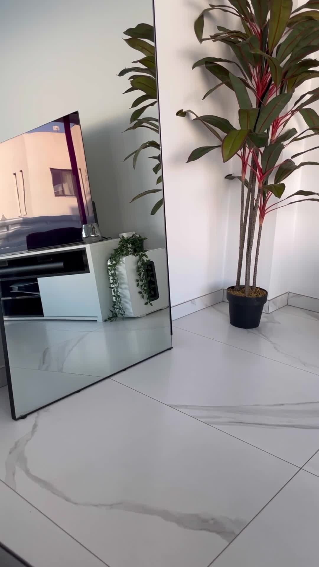 Video 1638719 from Facials