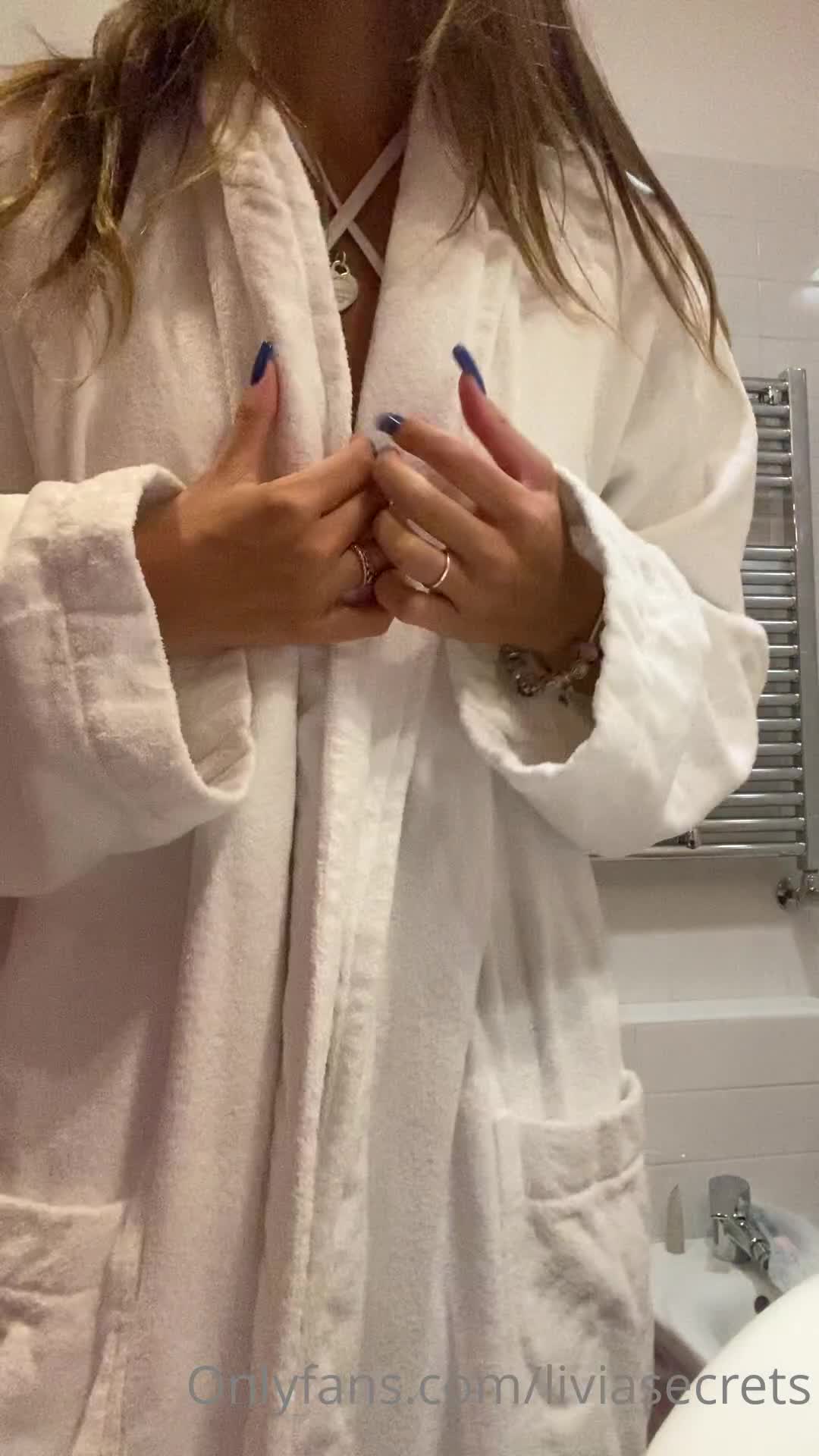 Video 13270 from Olivia Quinn