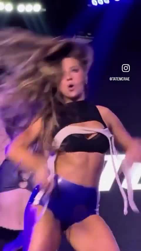 Video 13374 from Tate McRae