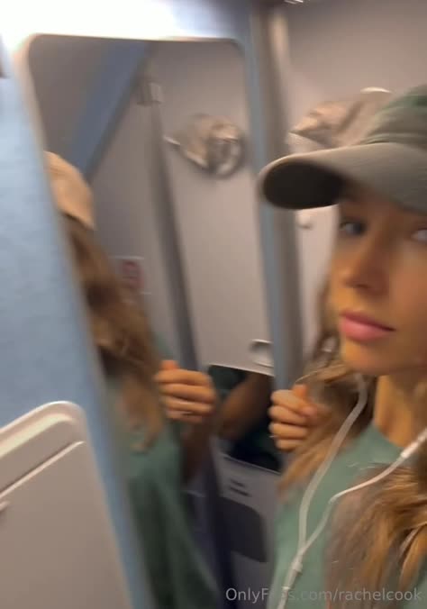 Rachel Cook — Nude In Bedroom, 3:12 thumbnail