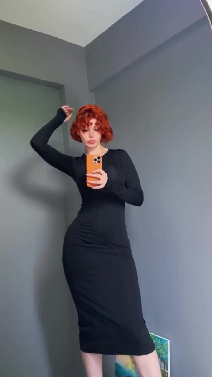 Naz - @fraaoula — Black Dress, 0:05 thumbnail