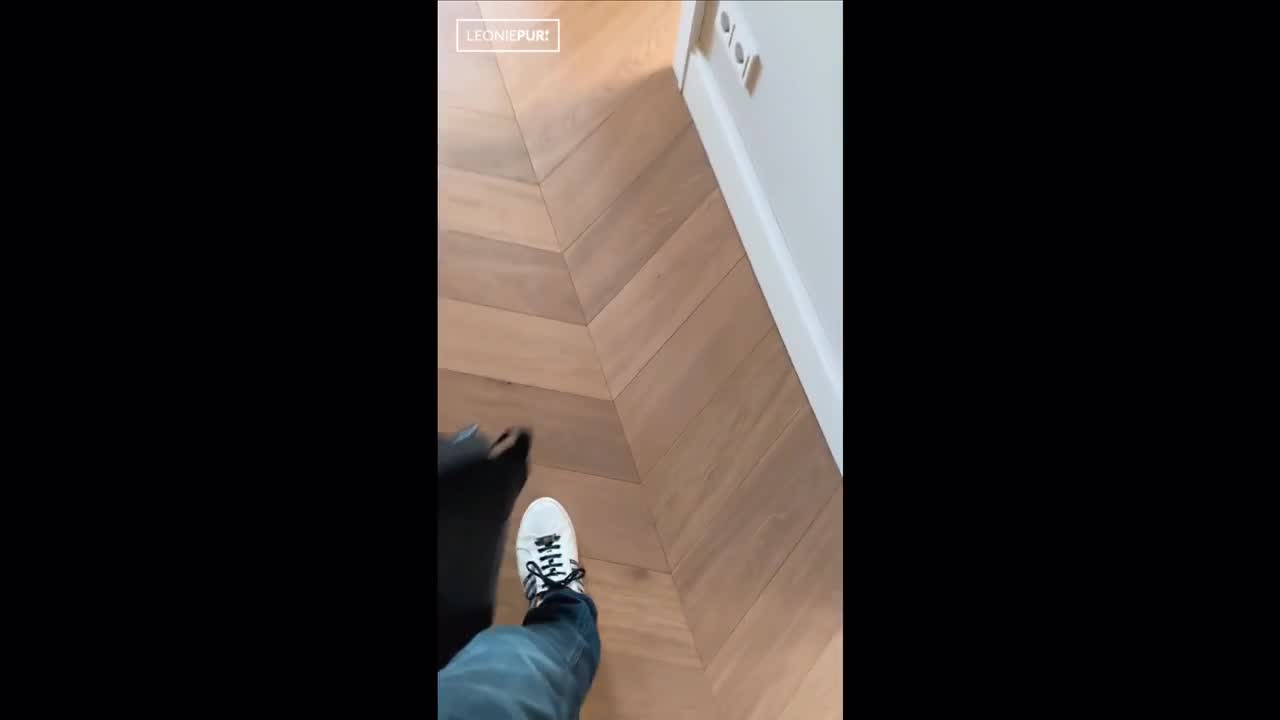 Video 1655939 from Leonie Pur