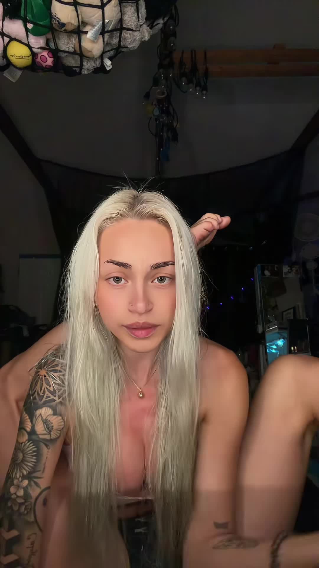 Video 1659406 from Zoe Serena / zoe.serena / zoeserenaa
