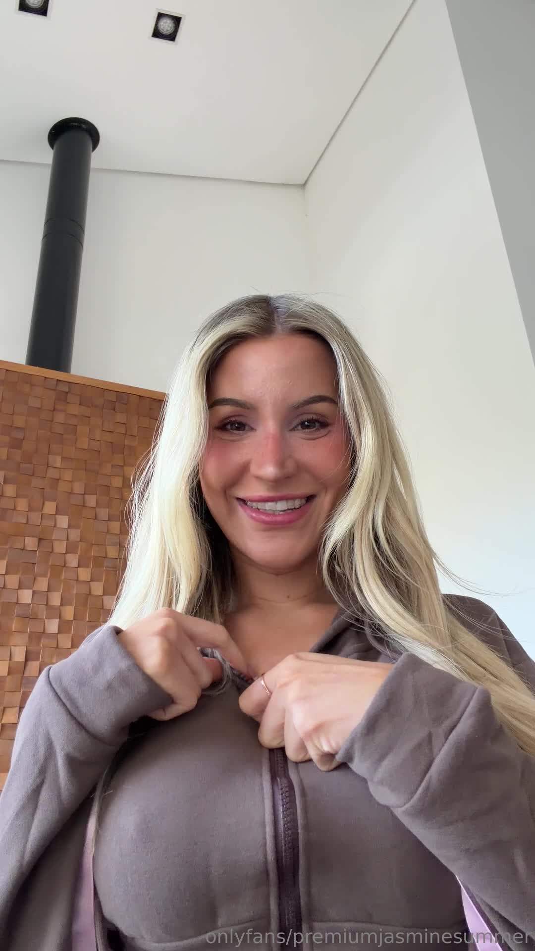 Video 1660978 from Jasmine Summer