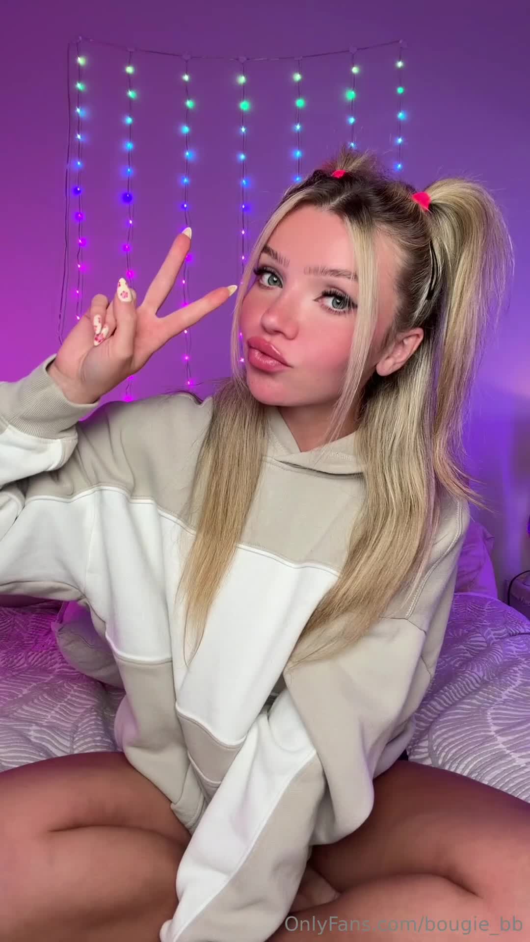 Video 1663115 from Brie Belle - Blaire.bigpp - bougie_bb