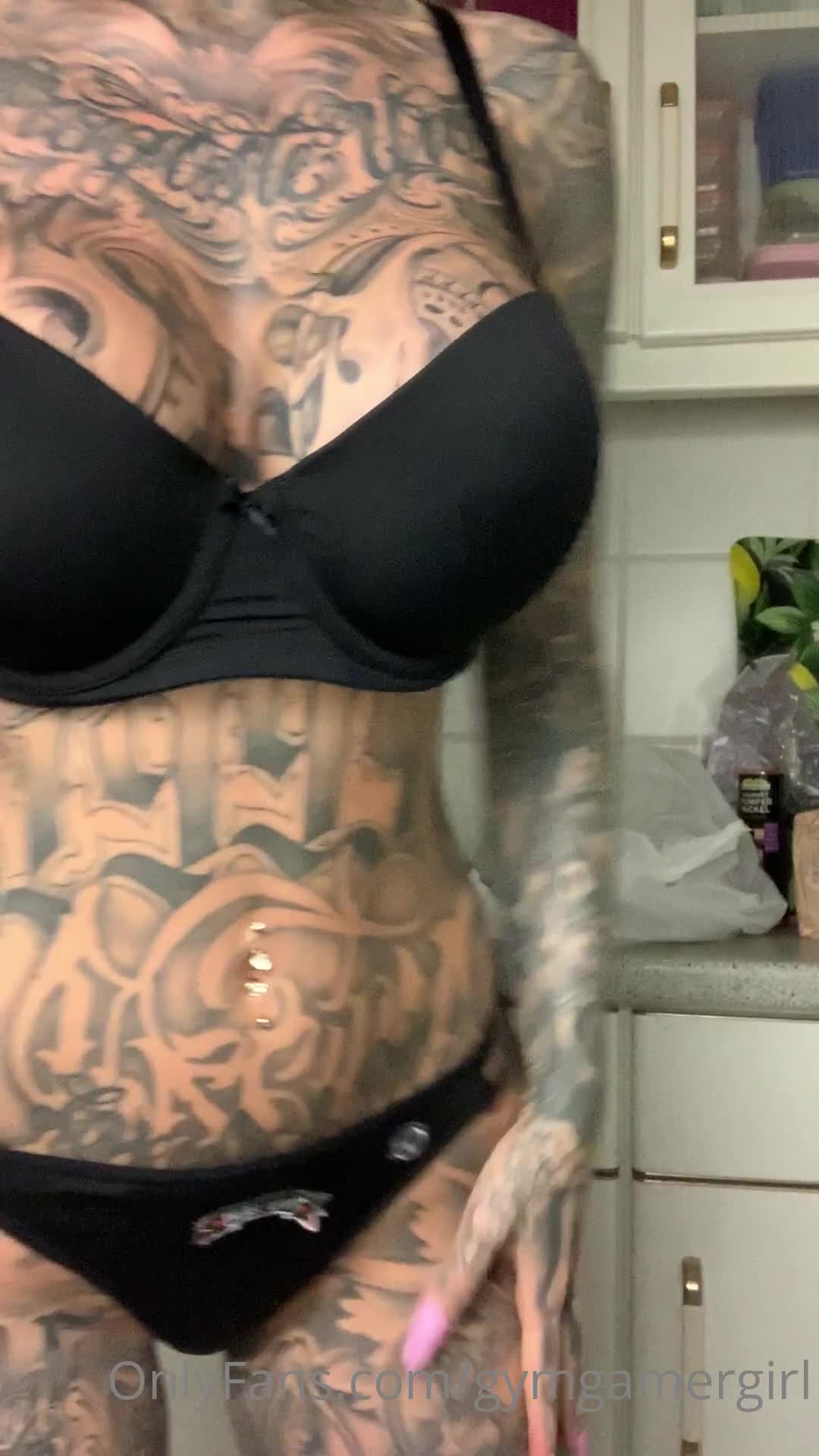Video #1663364 thumbnail