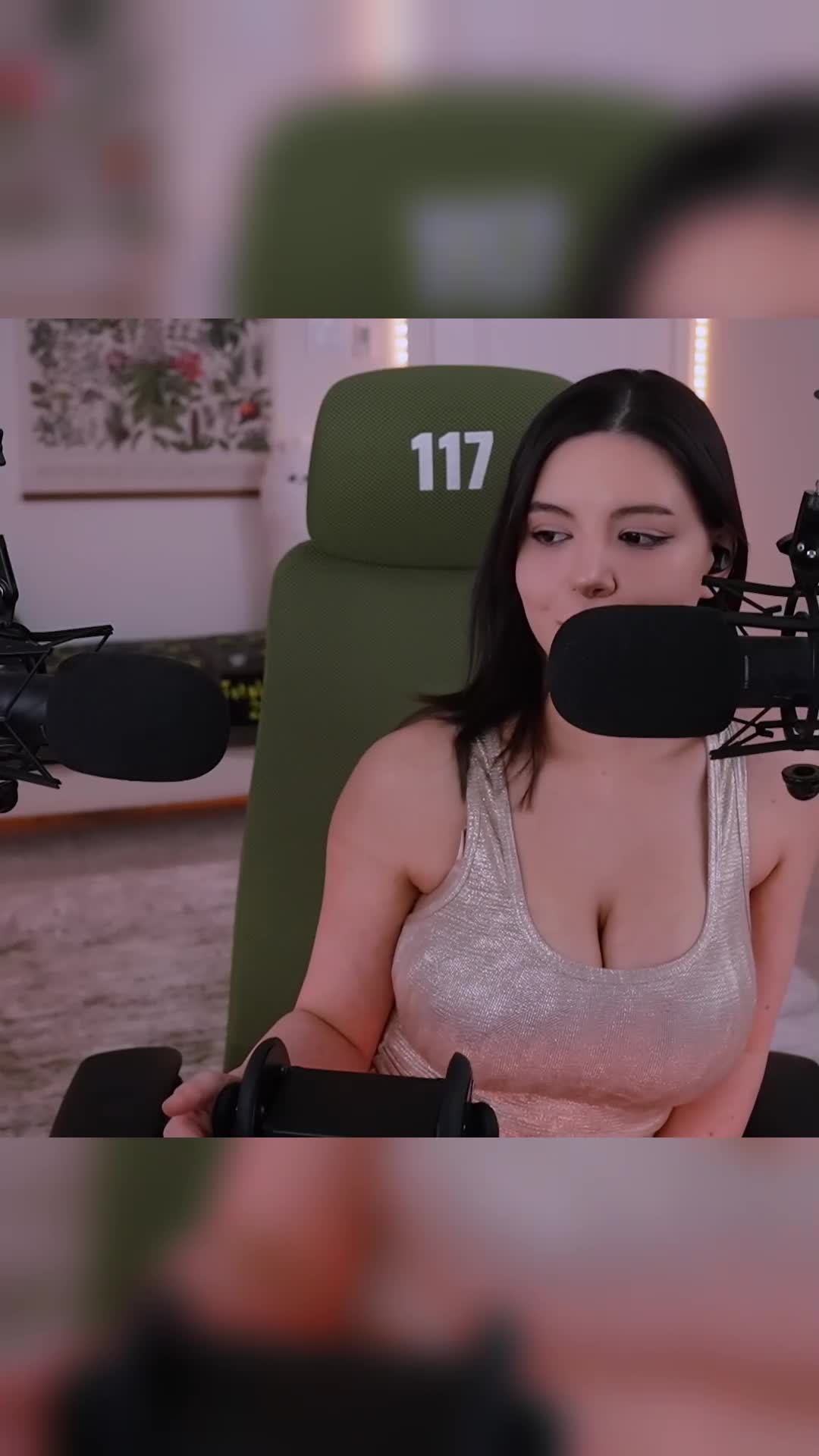 Video #1664354 thumbnail