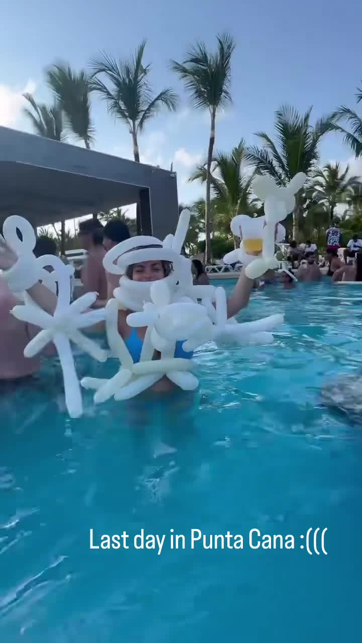 Video 1668003 from gaby_zola