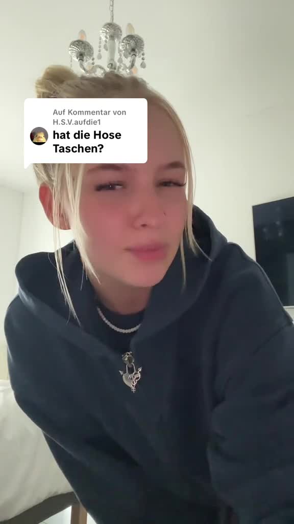 Video 1668912 from Sophie_mzt
