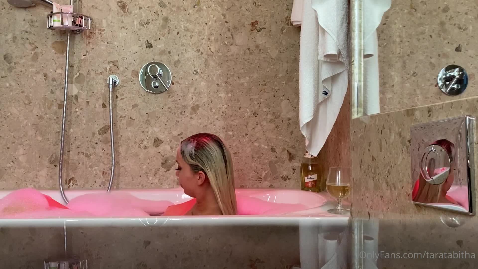 Tara Tabitha — Nude In Bathroom thumbnail