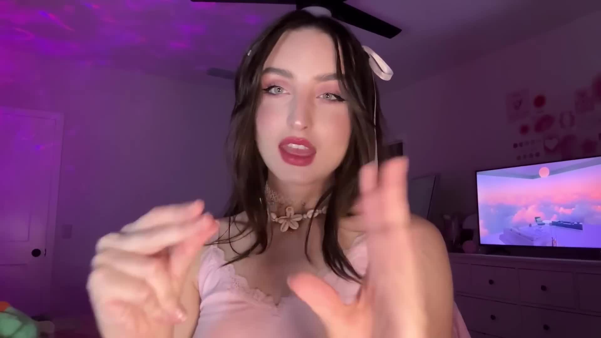 Video 1673099 from beebee ASMR