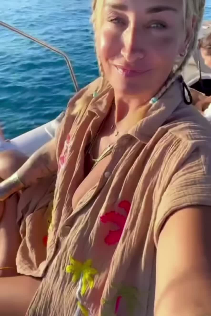 Video 1675365 from Sarah Connor
