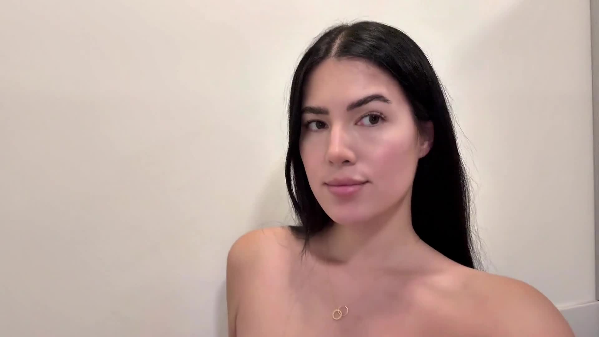Video 1675611 from Claire Wntr