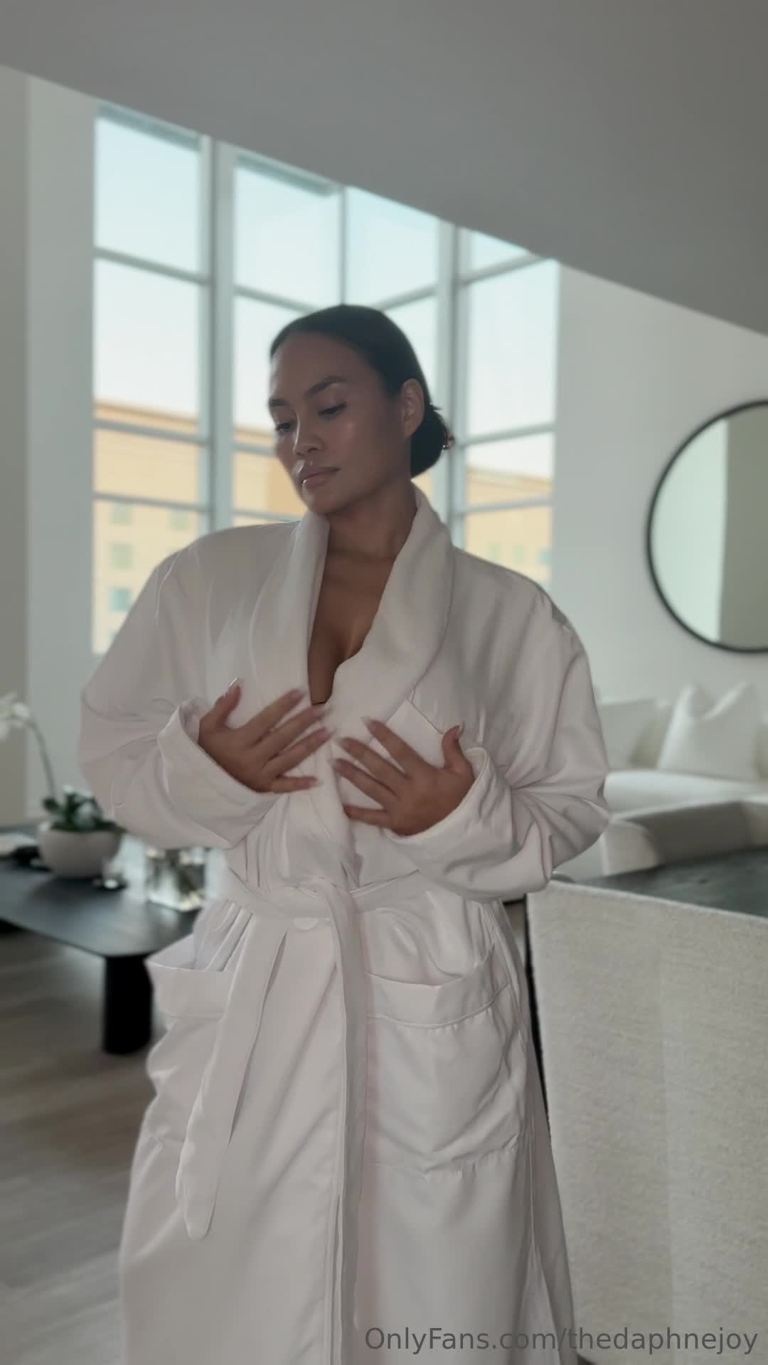 Video 1676488 from Daphne Joy