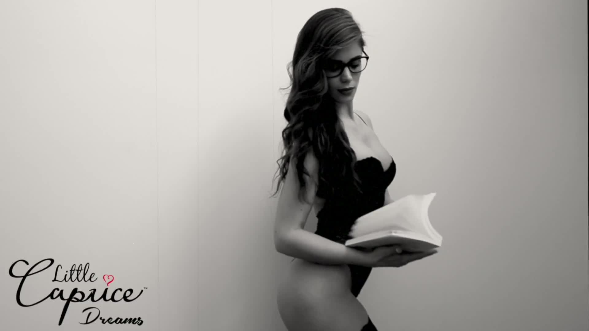Little Caprice — Nude In Bedroom, 16:21 thumbnail