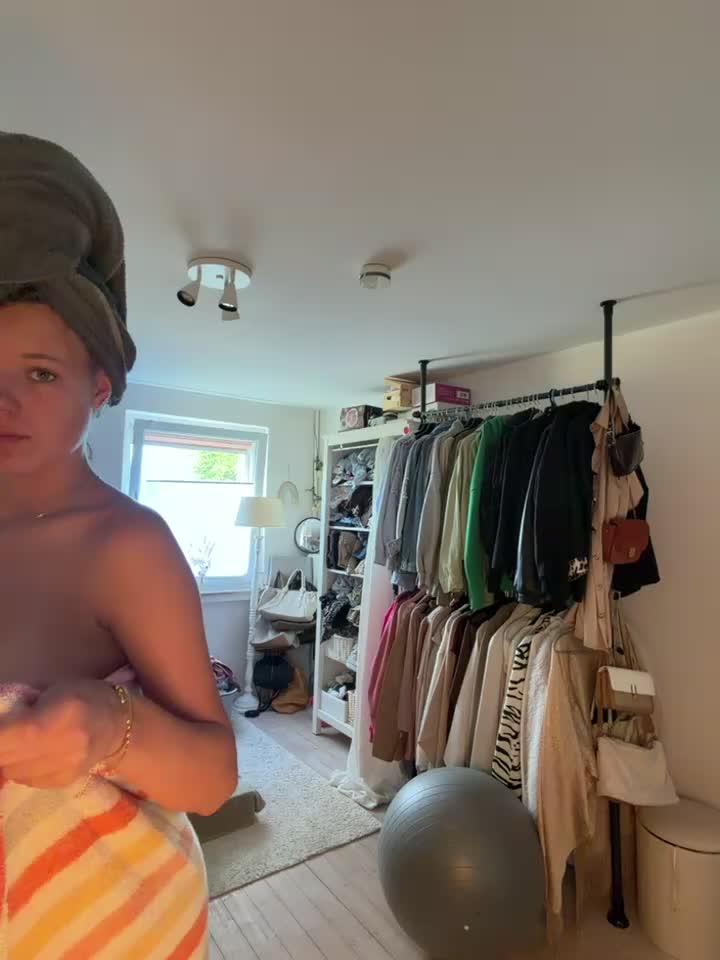 Video 1680192 from SophiaWestend