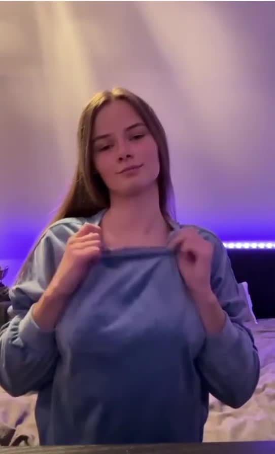 Emiliy Dreams — Topless In Bedroom thumbnail